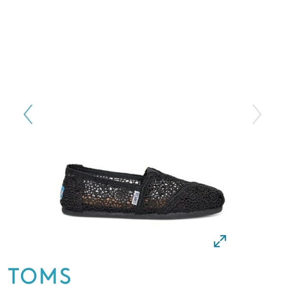 Toms Shoes - Toms black lace flats